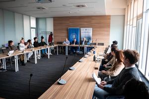4_students_sceince_club_climate_change_floods_2025-2